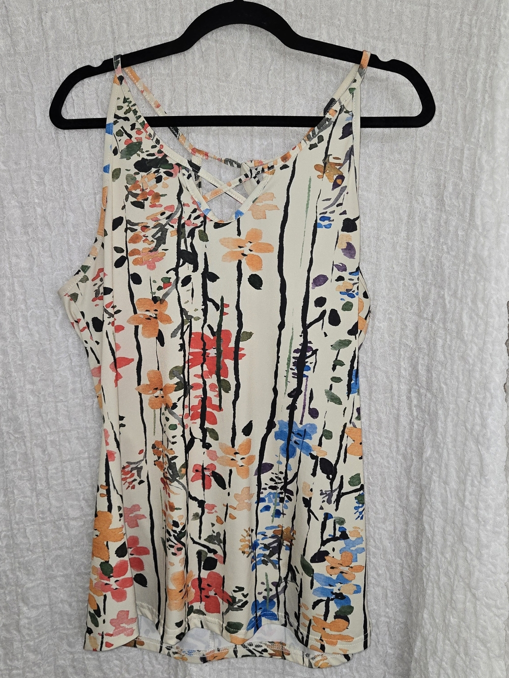 Lily By Fermiana Size Medium Flower Strappy Tank‎ Top